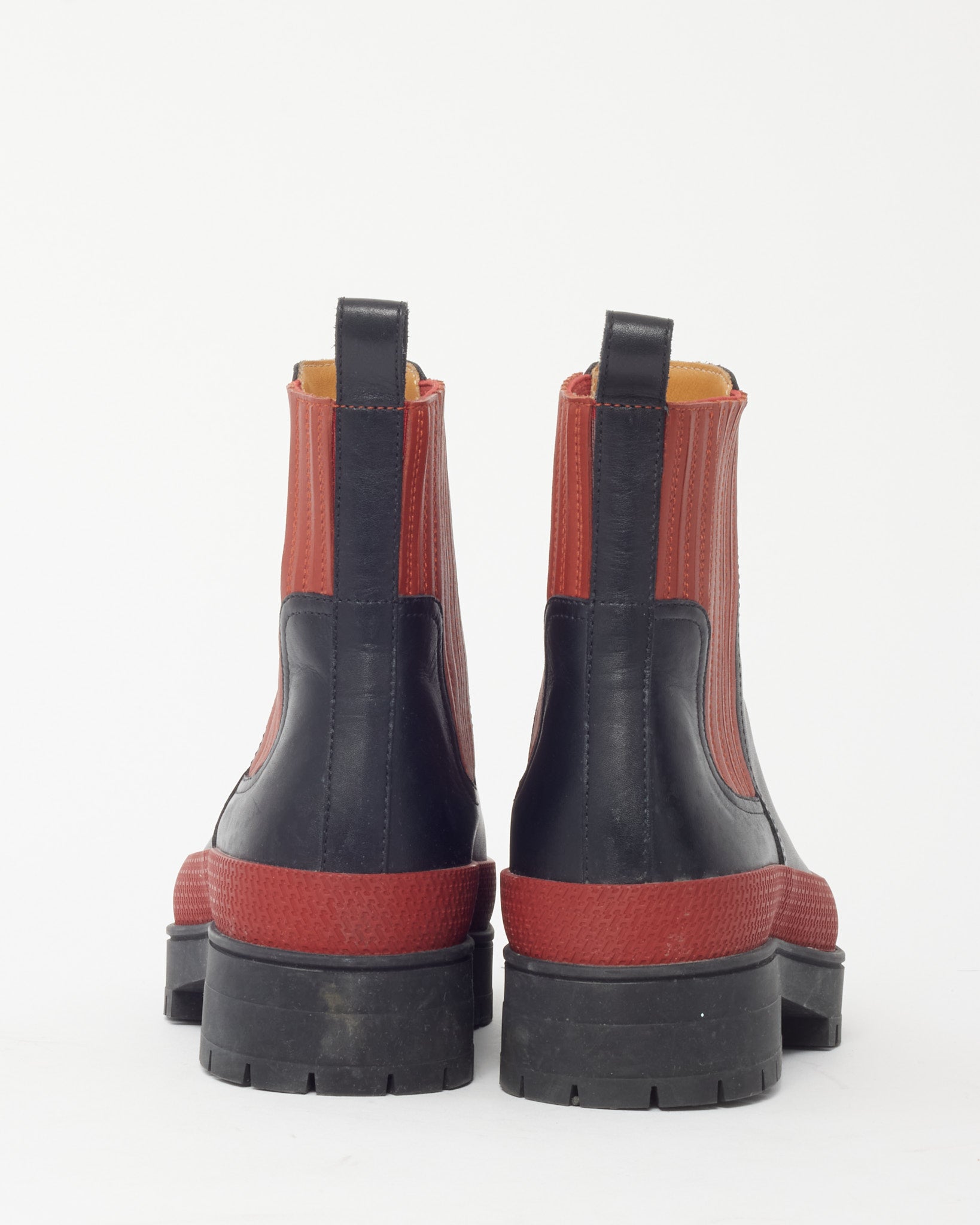 Hermès Black and Red Leather Colorblock Chelsea Boots - 35.5